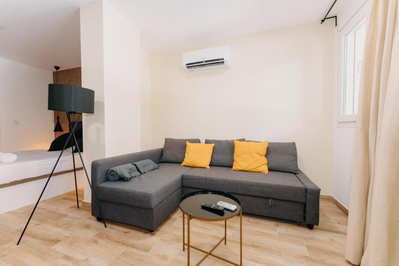 Coverlin Apartamentos San Francisco مالقة الغرفة الصورة