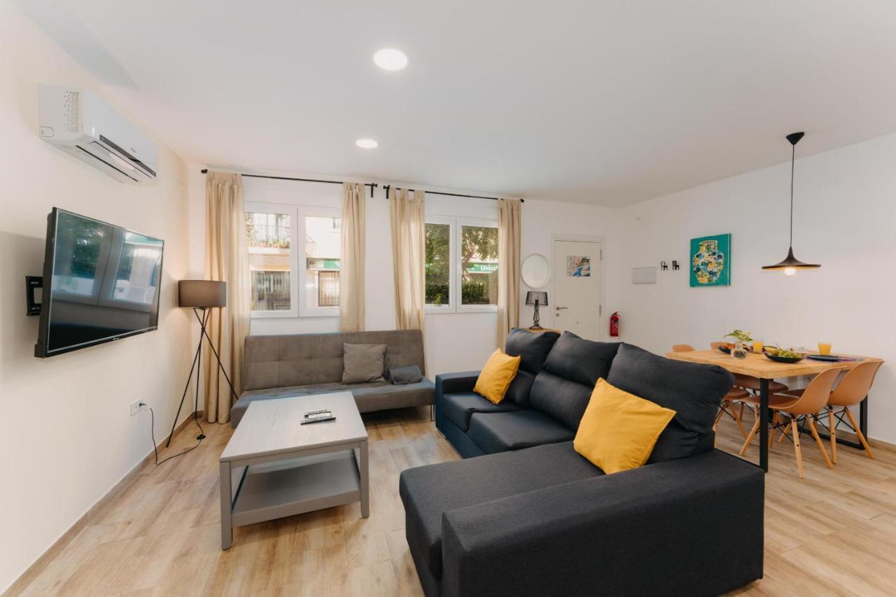 Coverlin Apartamentos San Francisco مالقة الغرفة الصورة